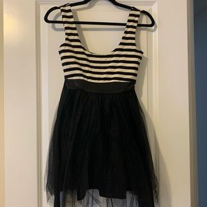 NWT Hot Topic skater dress-Size Small